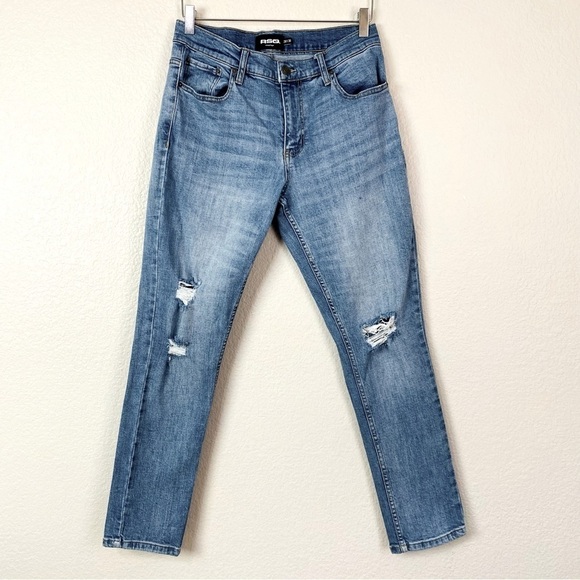 RSQ Relaxed Taper Light Vintage Destroyed Jeans Sizes 28“ x 30” & 29“ x 32“ - Picture 6 of 11